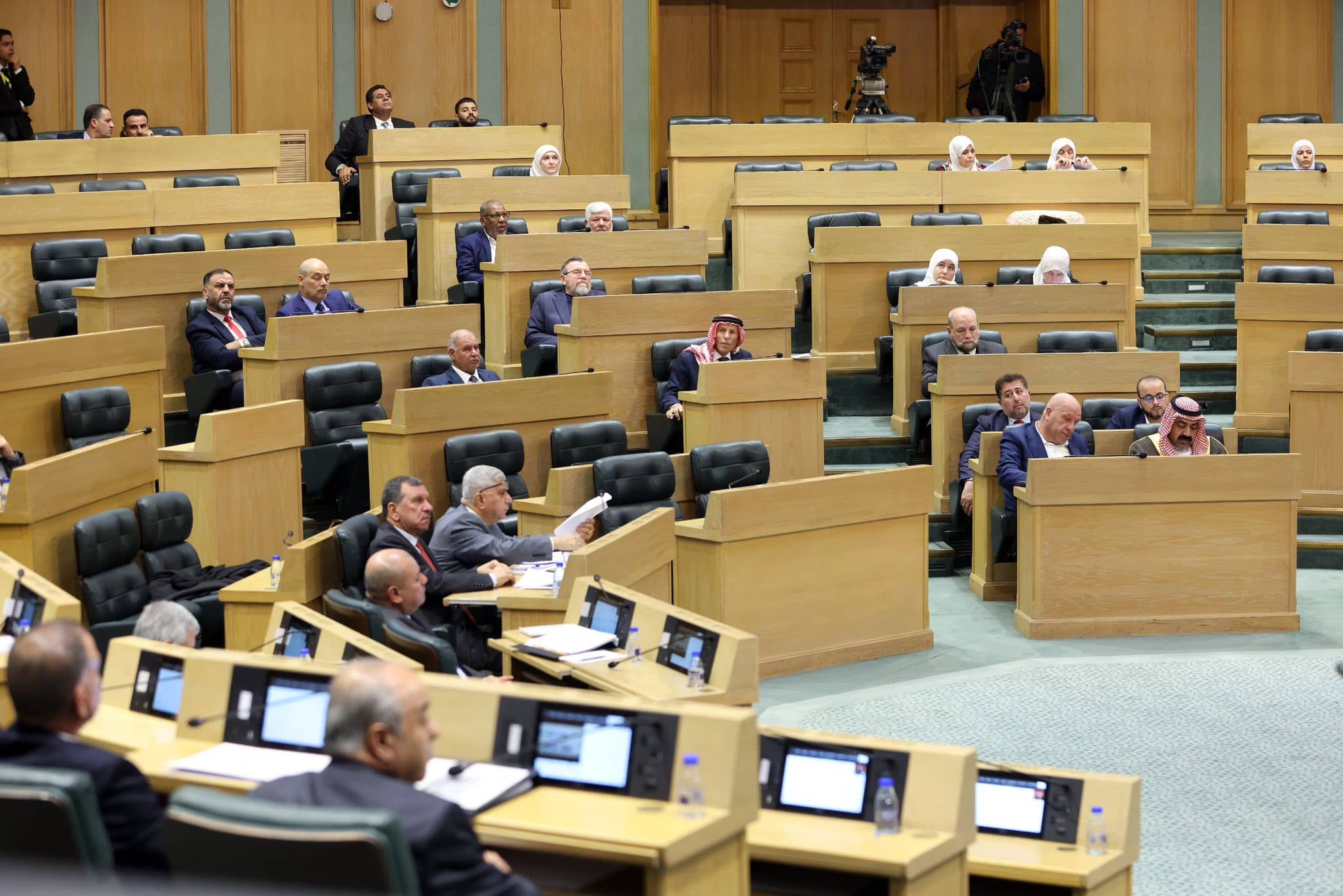 مجلس النواب يواصل الأربعاء مناقشة مشروع قانون الغاز