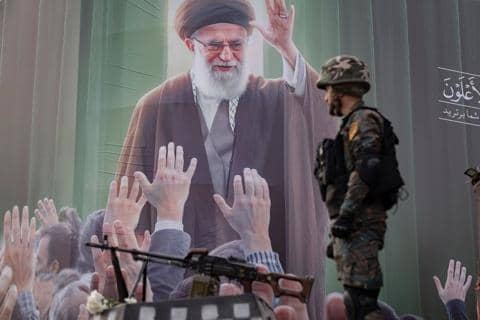 عضو مجلس خبراء القيادة في إيران: مجلس الخبراء انتخب مرشد الثورة الجديد