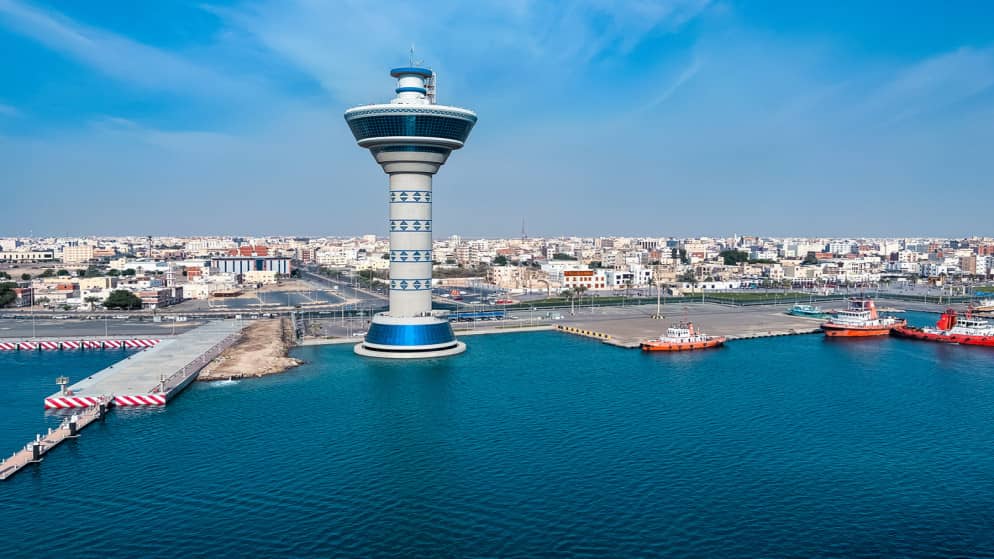 مسيّرة تسقط في مصفاة سامرف السعودية والسلطات تقيم الأضرار