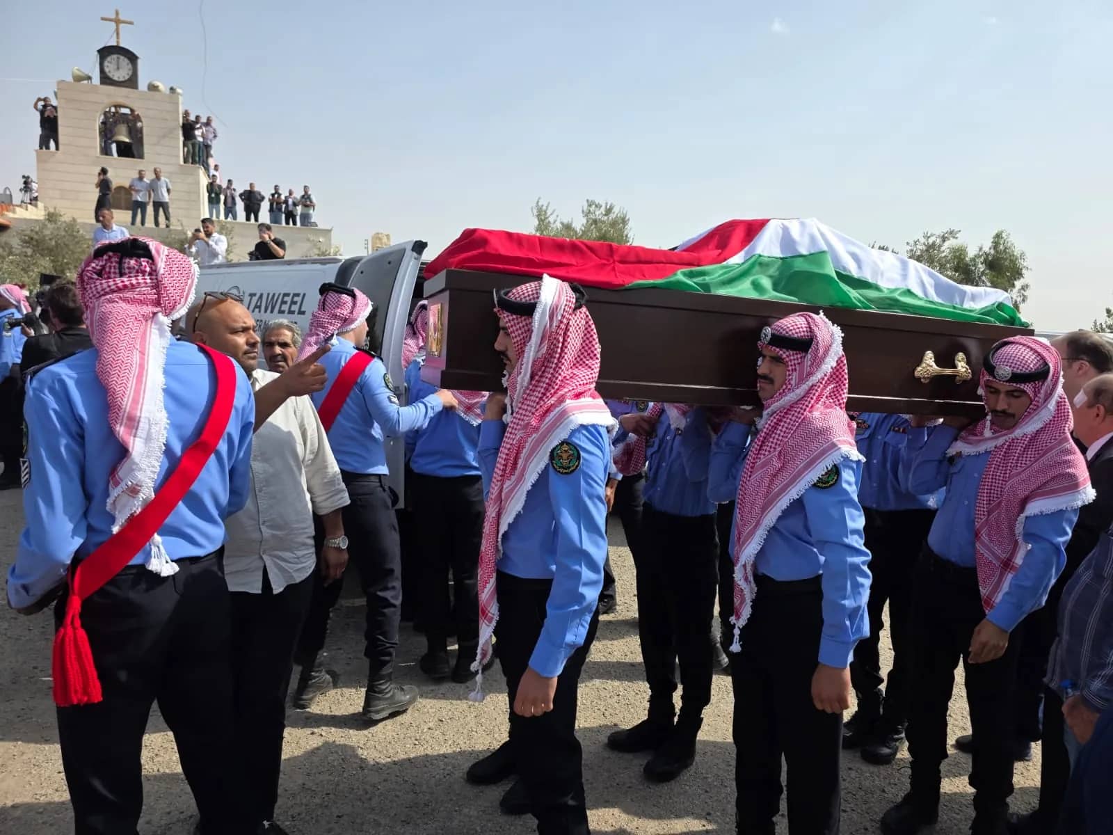 المومني: الأردنيون عائلة واحدة في الحزن والمصاب