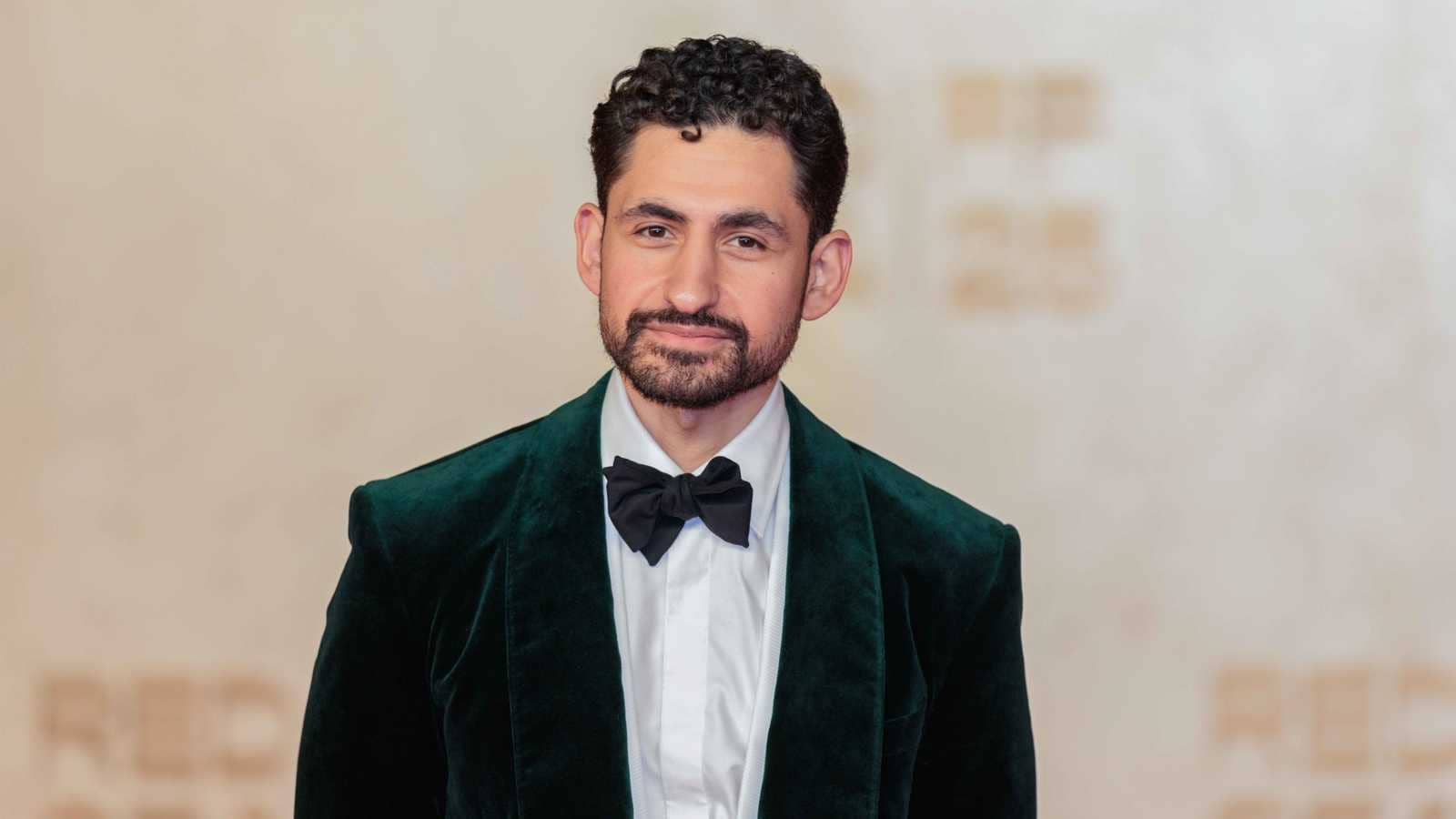 بمشاركة نجوم عالميين.. أمير المصري يكشف كواليس "عملاق"