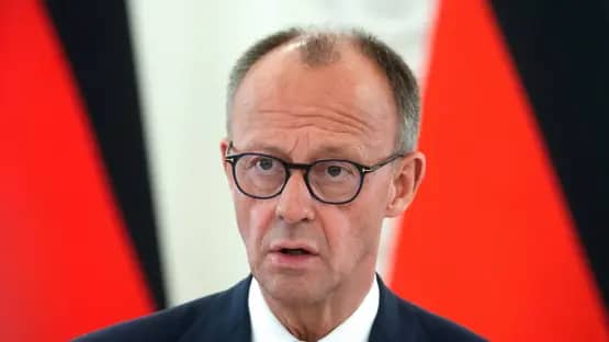 المستشار الألماني يؤيد حظر وسائل التواصل على القٌصّر