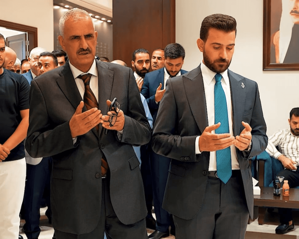 الذنيبات يطلب والسليمات يعطي في جاهة ضخمة بديوان الكرك