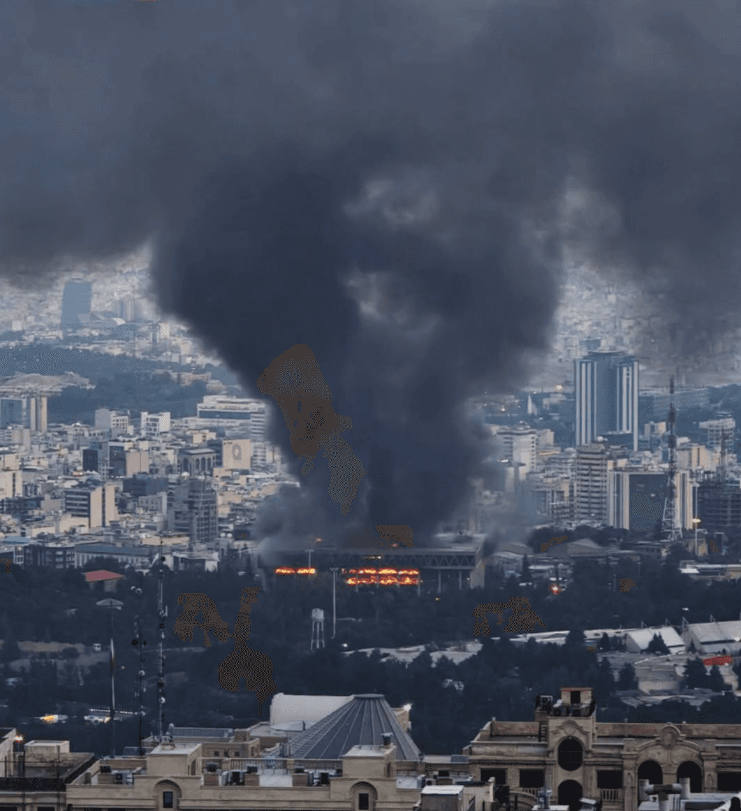 انفجارات قرب جزيرة خارك النفطية الإيرانية