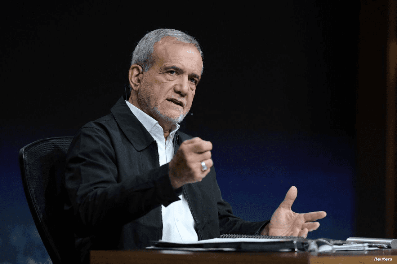 بزشكيان: لا يمكن القتال إلى الأبد وفرصة ذهبية للاتفاق