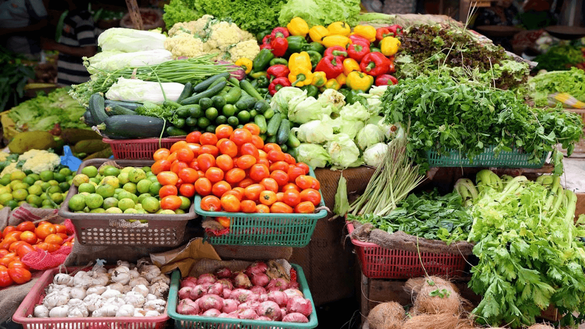 2200 طن من الخضار ترد إلى السوق المركزي اليوم