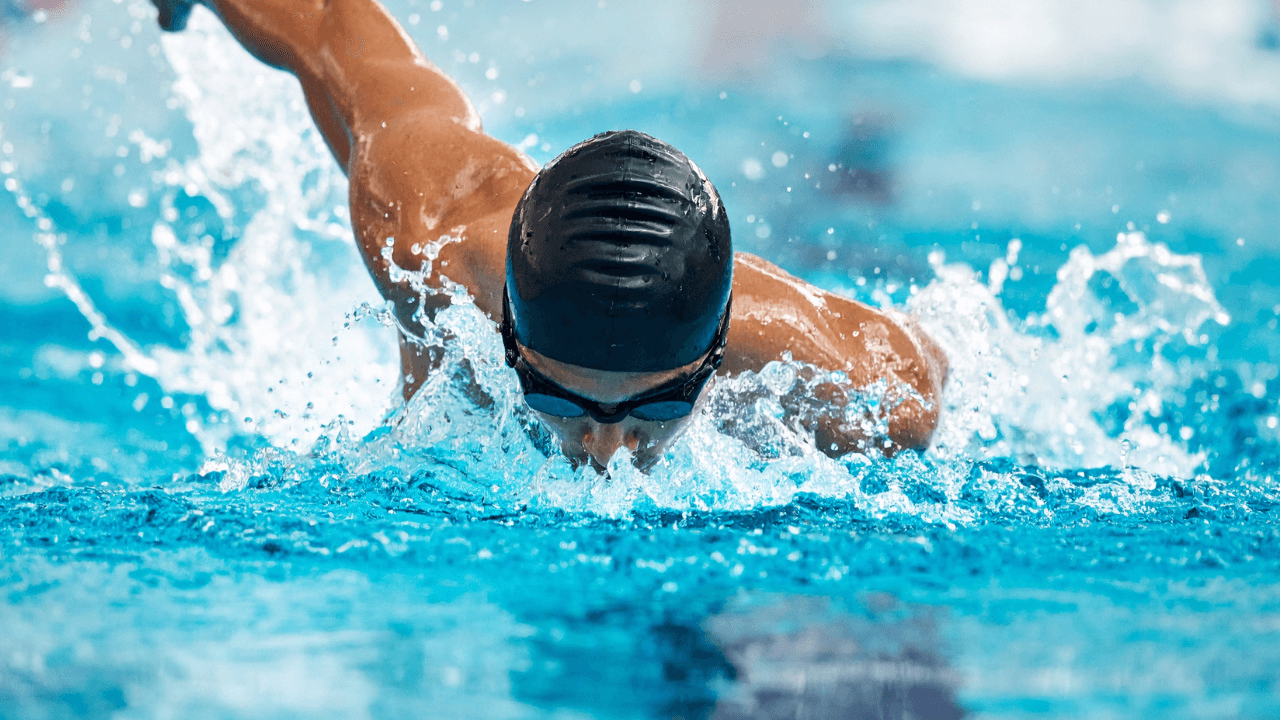 منتخب السباحة يحرز 4 ميداليات في بطولة آسيا للناشئين