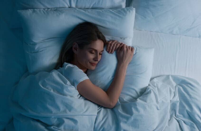 هل يساعد عد الأغنام على النوم سريعا؟