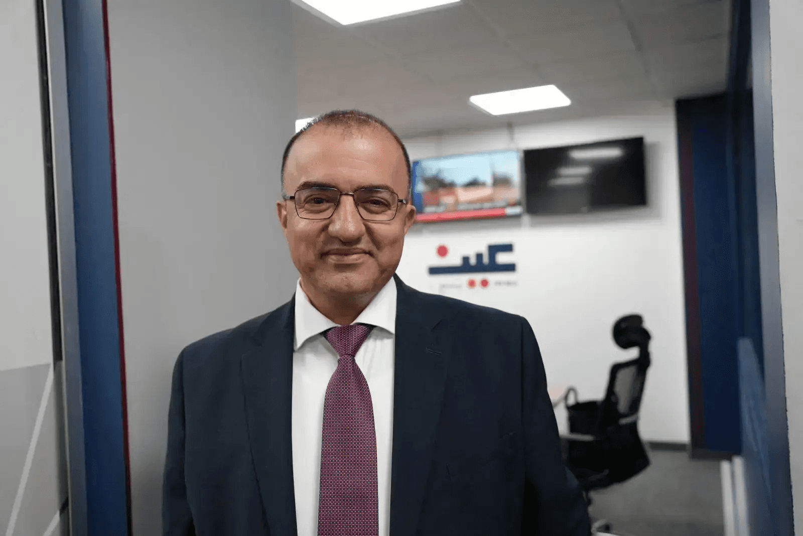 بين الوطنية والانتهازية… كيف نعرف الفرق؟