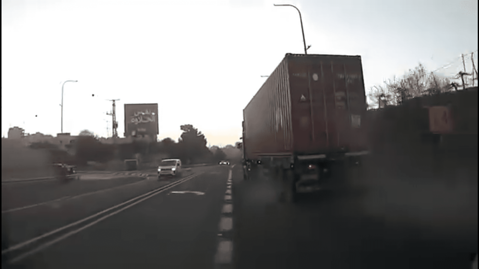 توقيف سائق شاحنة ثمل في الخليل بعد تعريض حياة الآخرين للخطر