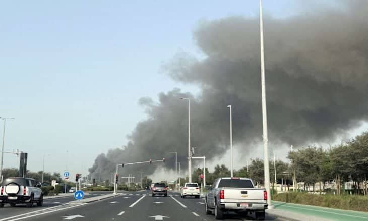 وفاة وإصابات وأضرار جسيمة في أبوظبي إثر سقوط شظايا في منشآت غاز