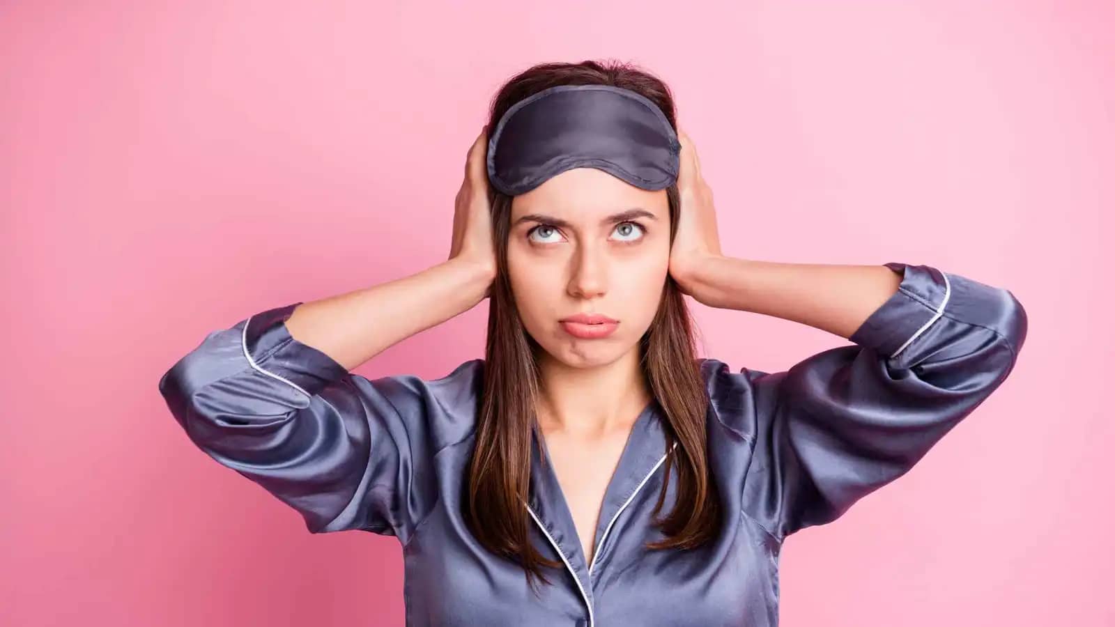 قد لا تساعدك على النوم.. دراسة تحذر من "الضوضاء الوردية"