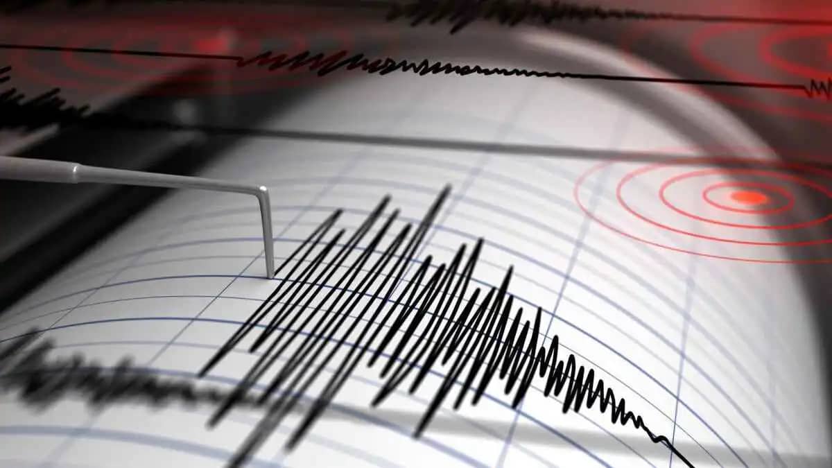 زلزال بقوة 5.2 درجة يضرب جنوبي إيران