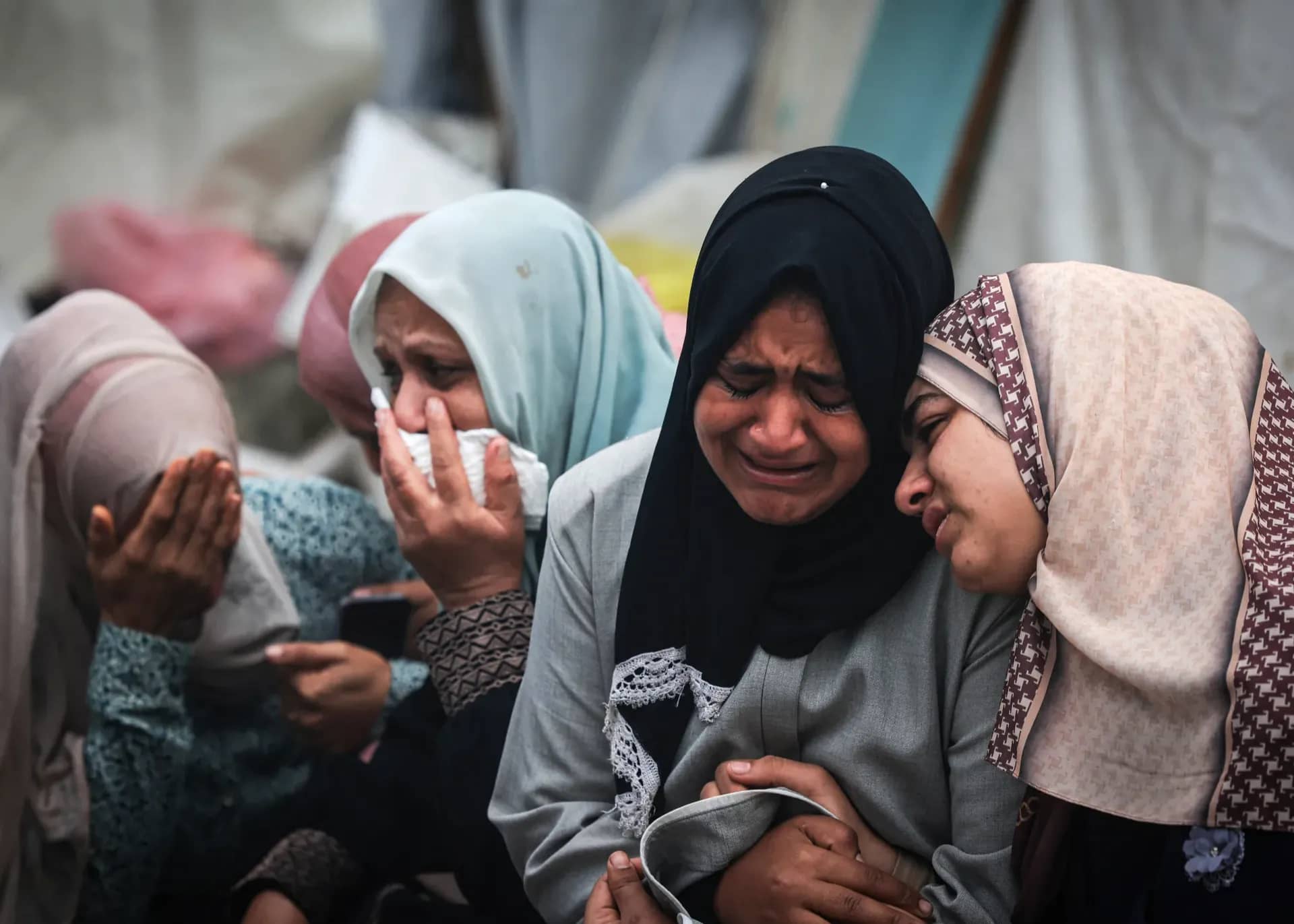 استشهاد طفل فلسطيني متأثرًا بإصابته برصاص الاحتلال في خان يونس