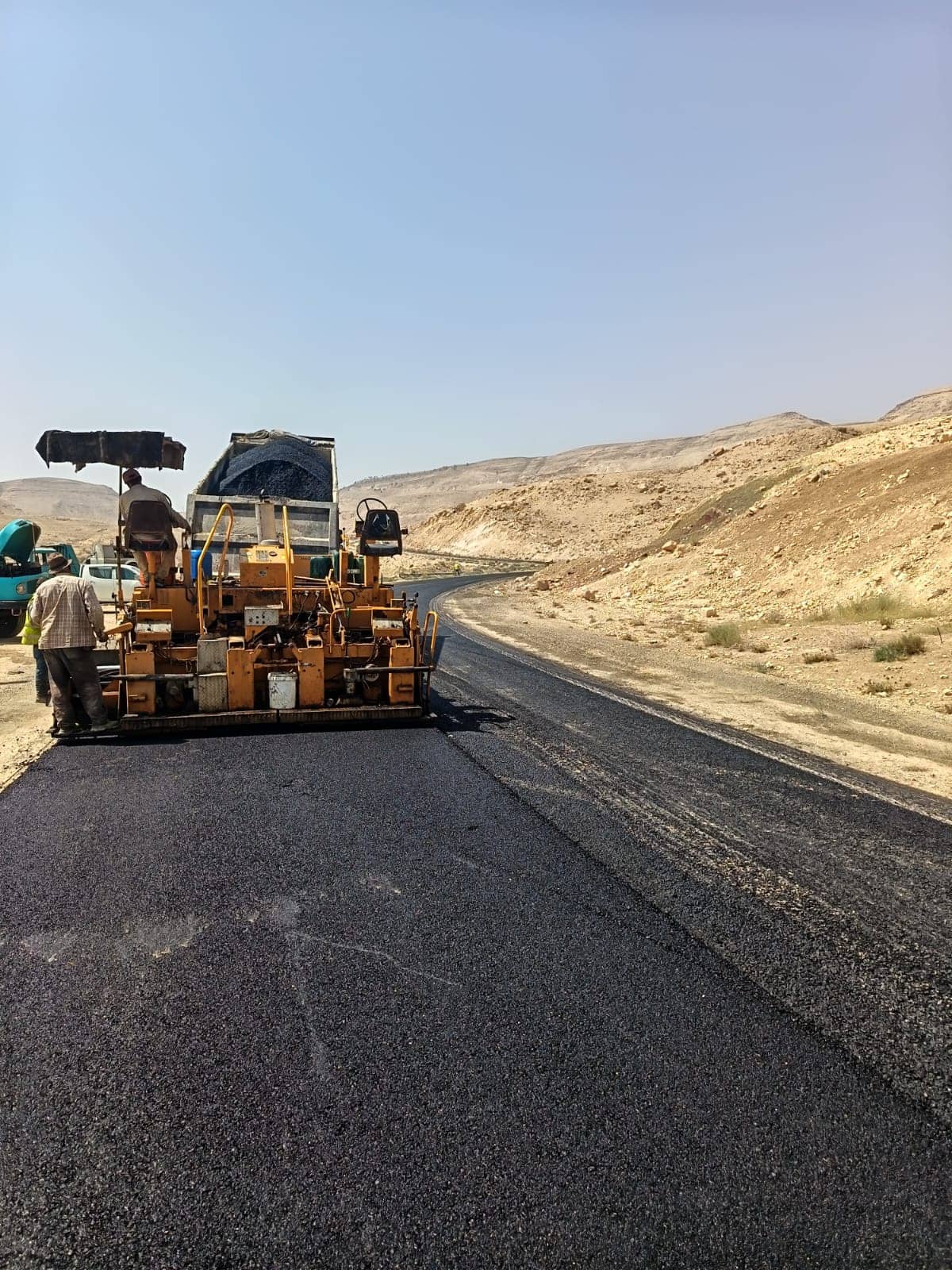 بتكلفة 1.9 مليون دينار.. "الأشغال" تنهي تأهيل الطريق الملوكي بين الطفيلة-الكرك