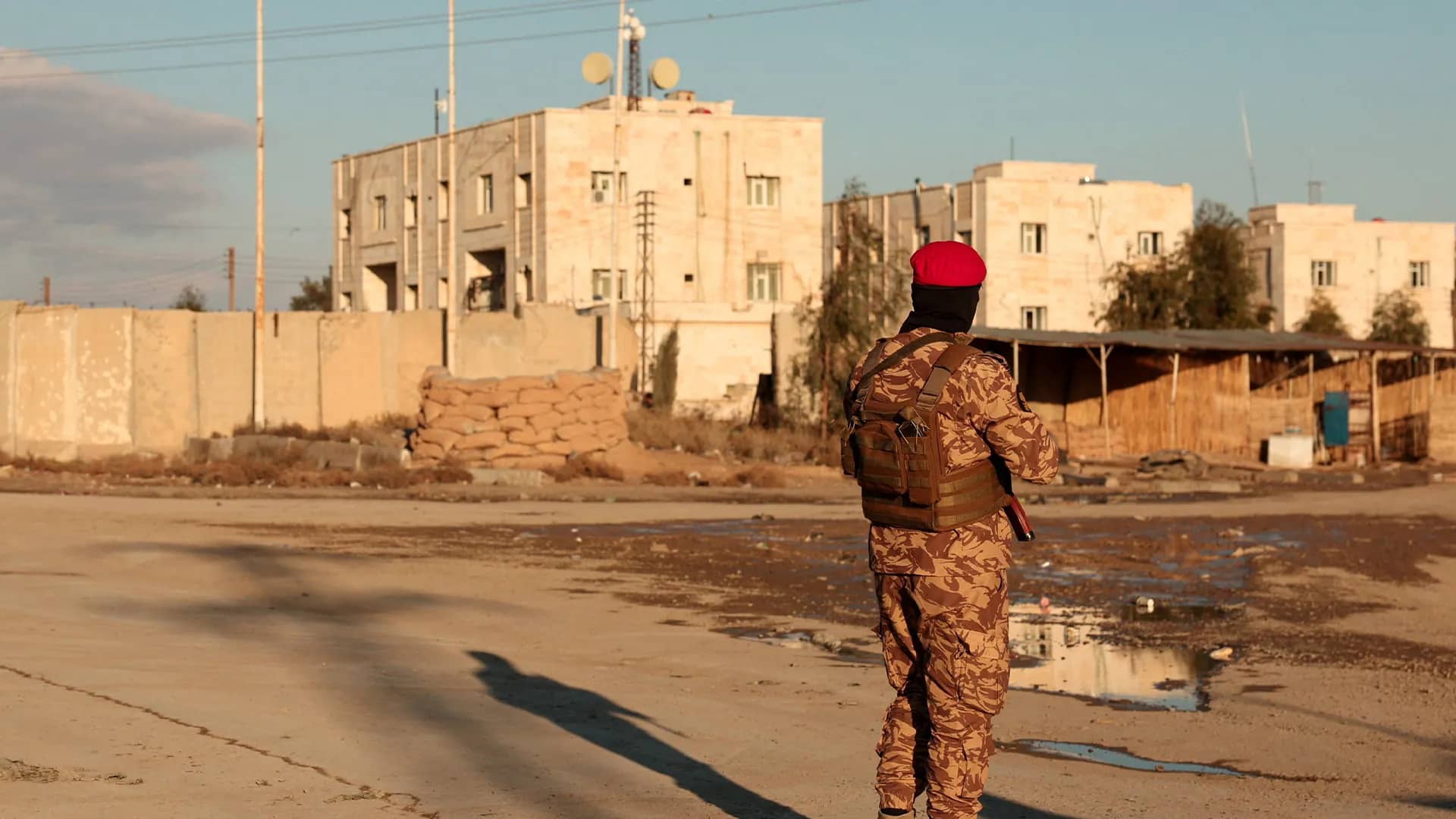 "الداخلية السورية": إدارة السجون تسلمت سجن الأقطان في الرقة الذي كان تحت سيطرة "قسد"