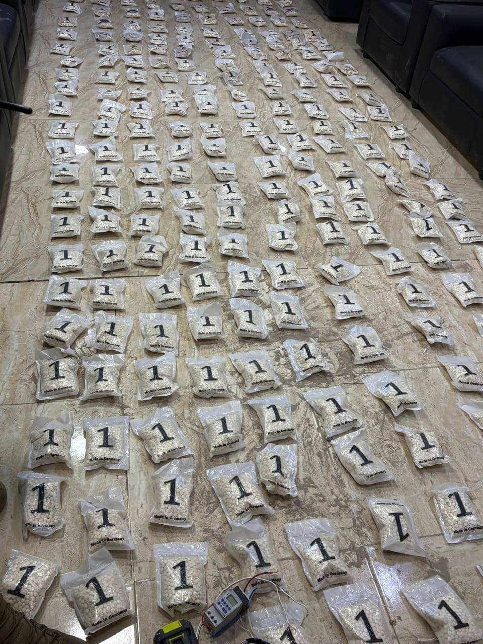 الجيش العربي: المنطقة العسكرية الشرقية تحبط 4 محاولات تهريب كمية كبيرة من المواد المخدرة بواسطة بالونات