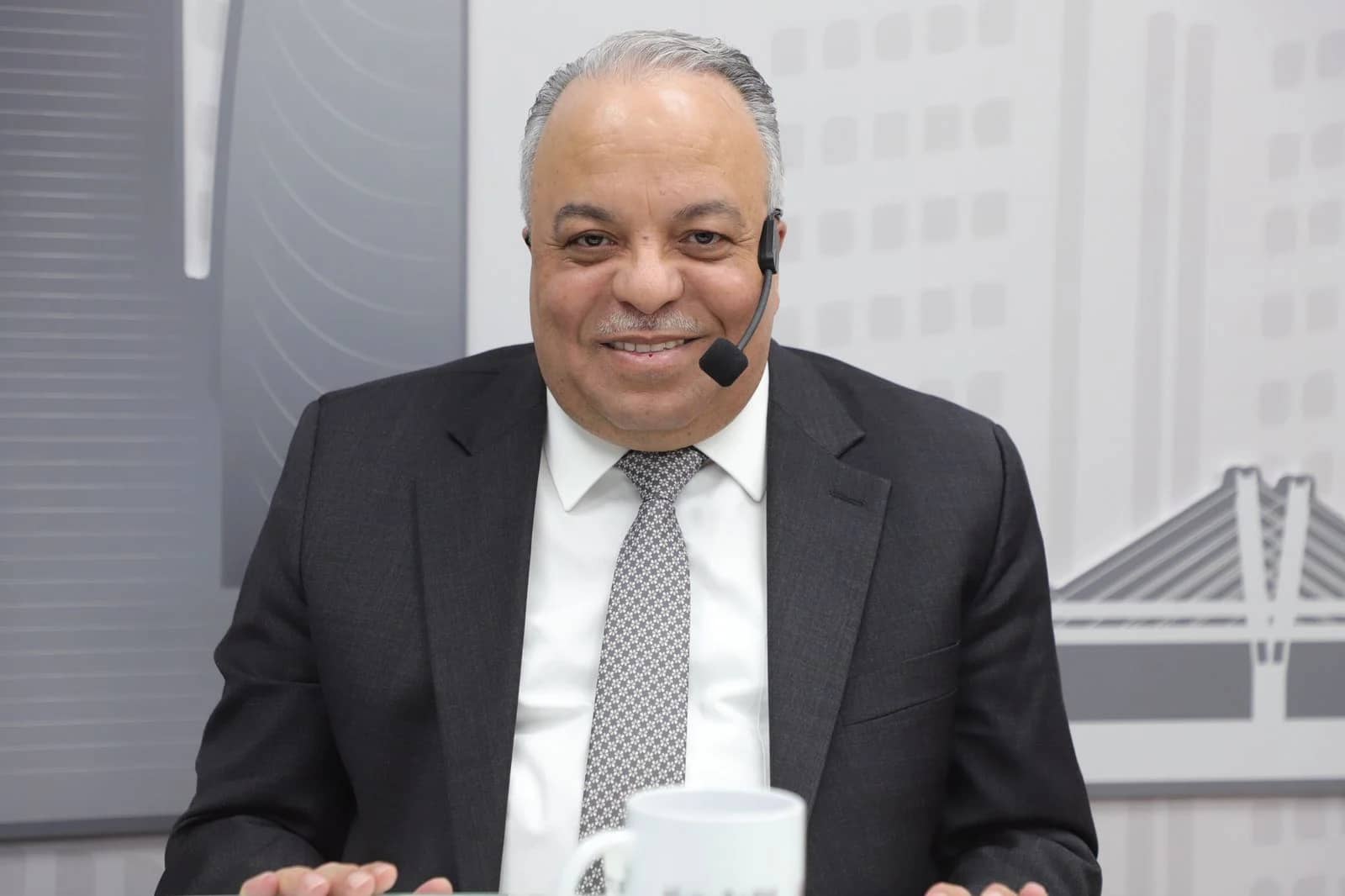 الحوارات يكتب: "حرب السرديات"