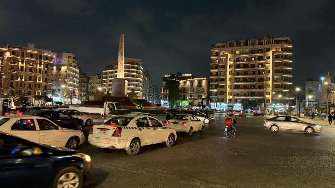 مصر تلغي قرار الإغلاق المبكر للمحال  التجارية والمطاعم