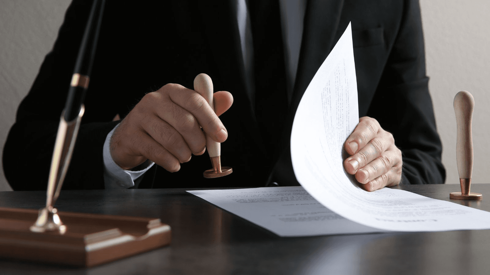 اعتباراً من السبت.. تمديد دوام مكاتب ومديريات العمل حتى الساعة 5 مساءً