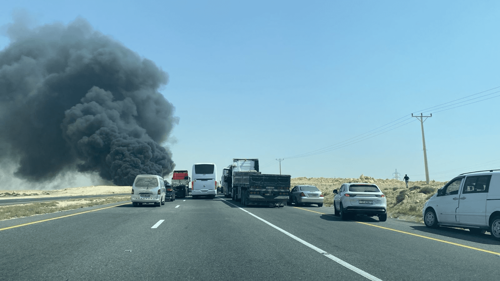 هذا ما حدث على الطريق الصحراوي - تفاصيل