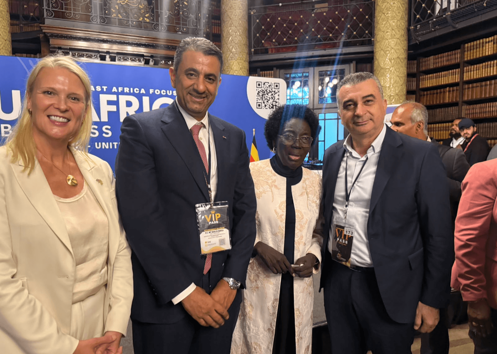 أبو حسان والزيادين يبحثان فتح آفاق جديدة للاستثمار والتعاون بين الأردن وأوغندا