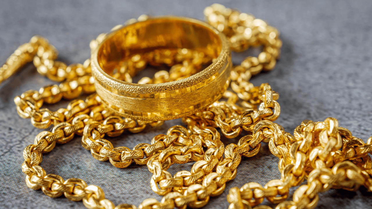 ارتفاع كبير في أسعار الذهب محليا السبت.. وعيار 21 عند 103.600 دينار