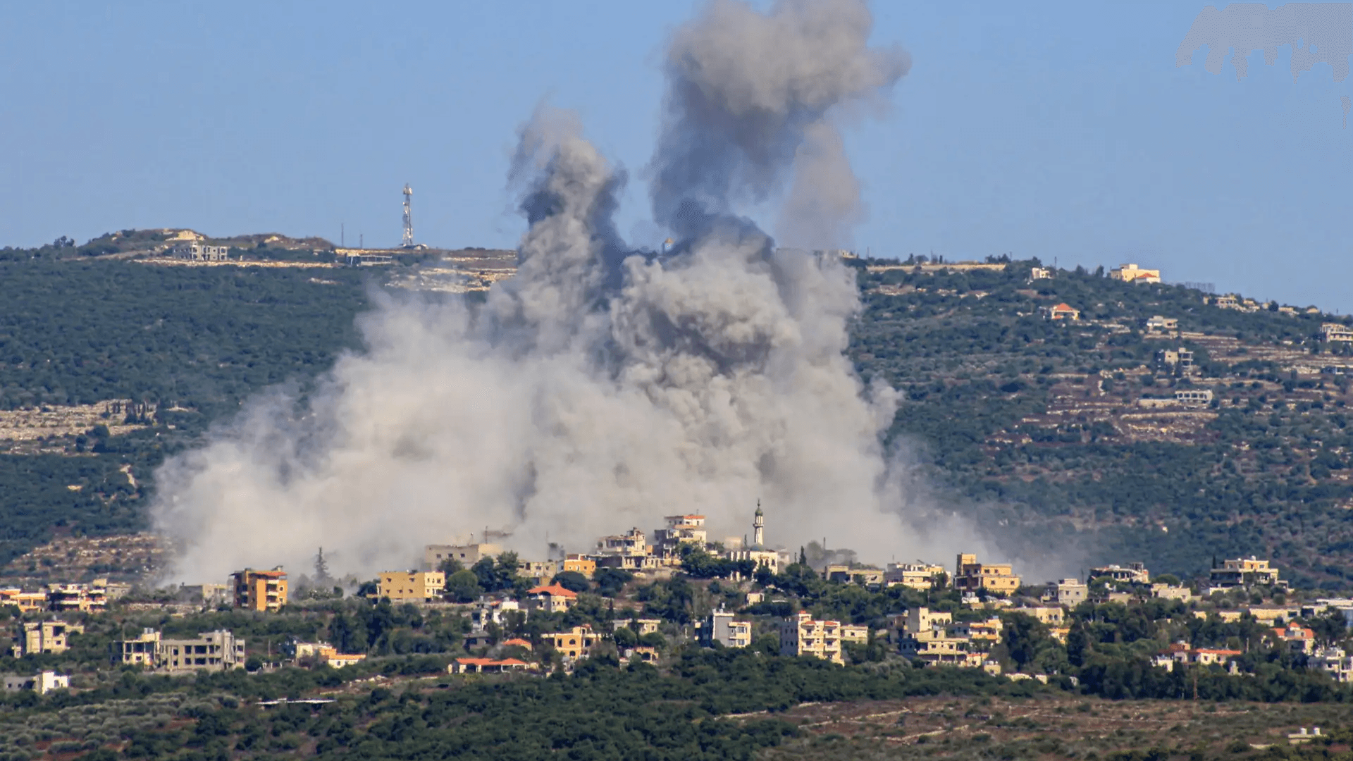 تفجير في بنت جبيل وارتفاع ضحايا الغارات في لبنان رغم وقف إطلاق النار