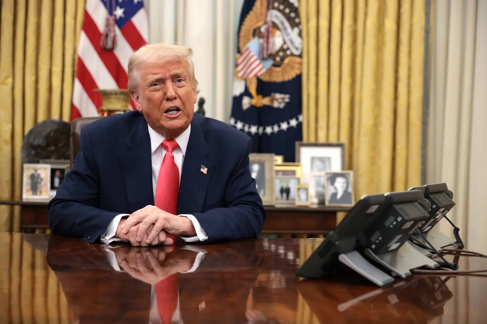 ترمب: نستعد لعملية عسكرية لفرض حصار بحري كامل على مضيق هرمز