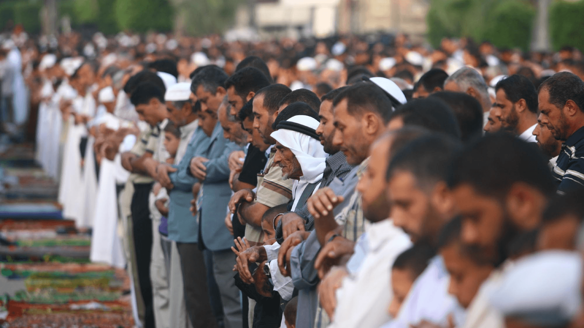 الأردنيون يؤدون صلاة عيد الأضحى في مختلف محافظات المملكة