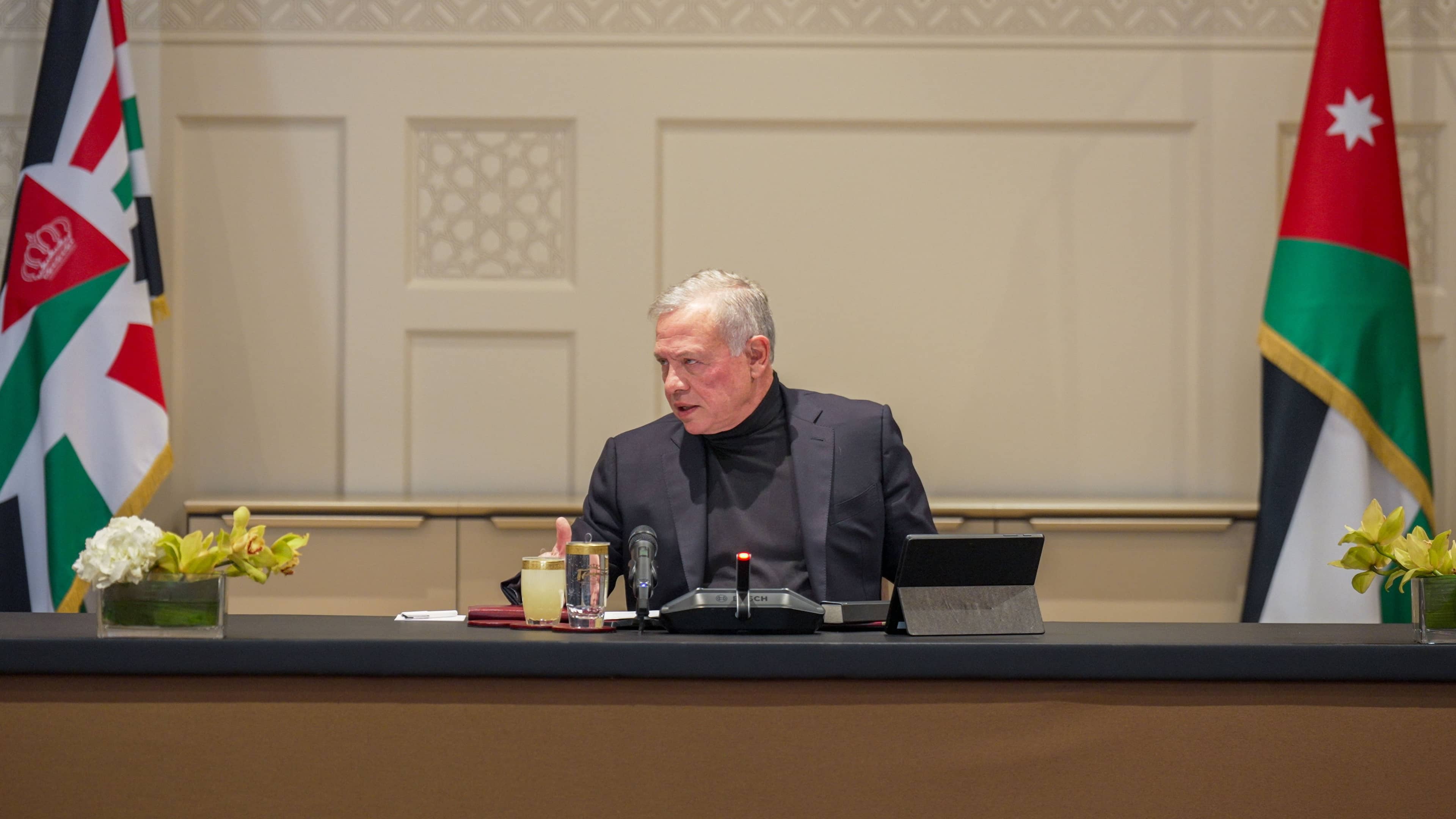 الملك يبحث هاتفيا مع رئيس جزر القمر المستجدات ويؤكد: الاعتداءات الإيرانية تقوض الاستقرار المنطقة