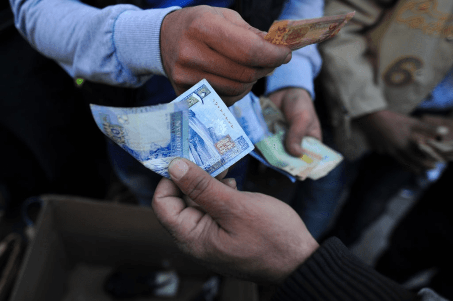هل يفكر الأردنيون بالهجرة للعمل؟ تقرير يكشف أعلى الرواتب عالميًا