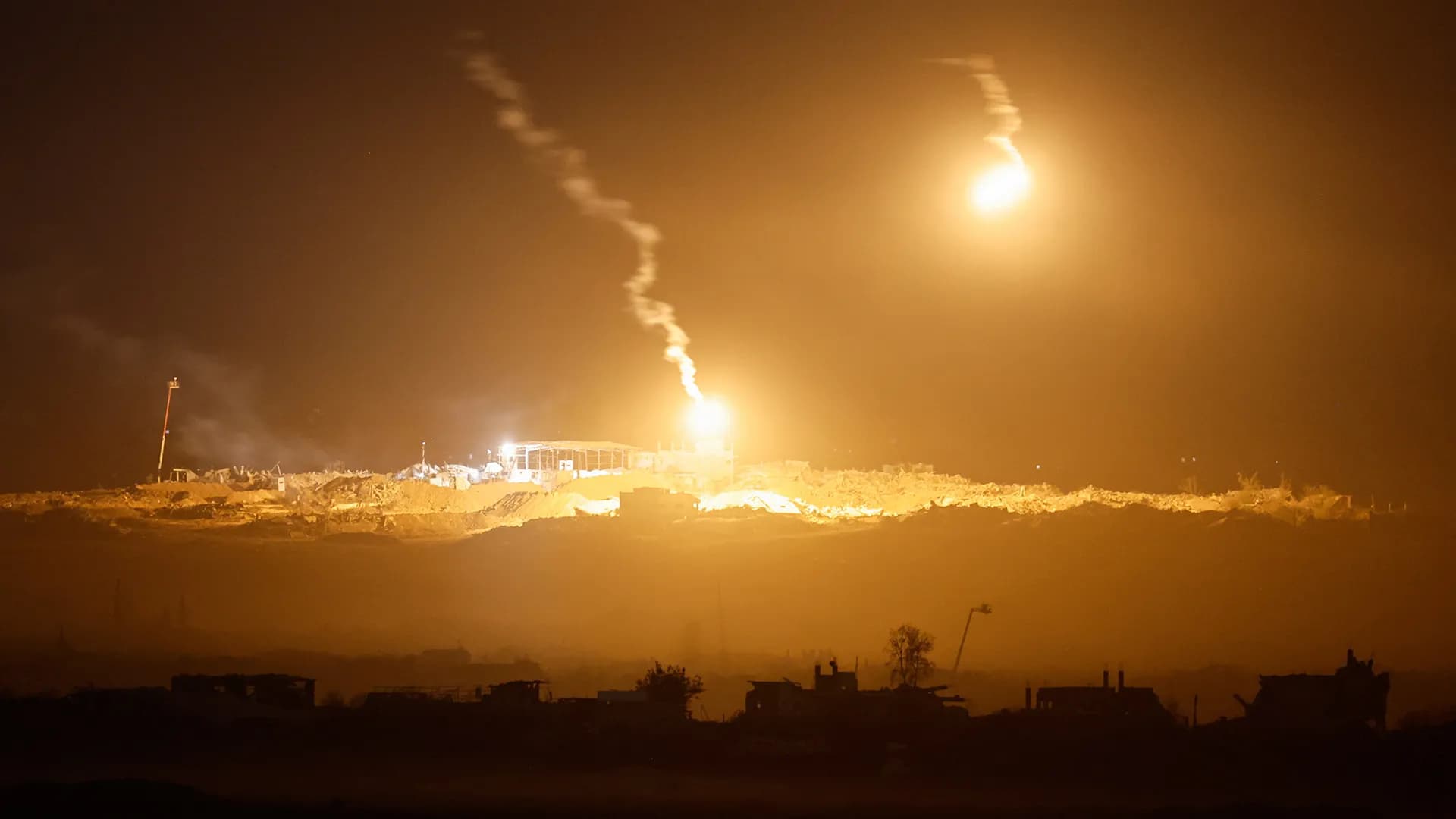 مصادر فلسطينية: 61 شهيدا في غزة بنيران جيش الاحتلال منذ فجر السبت