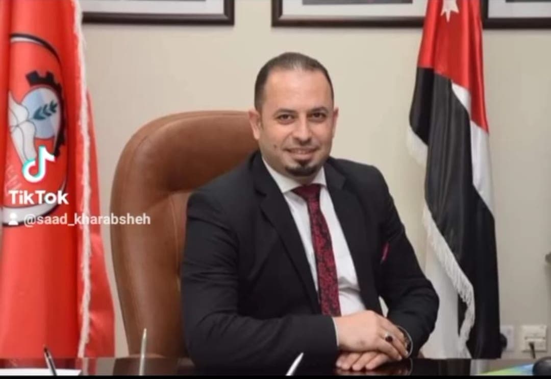 الدكتور محمود الدويري يهنئ الدكتور محمد الخرابشه