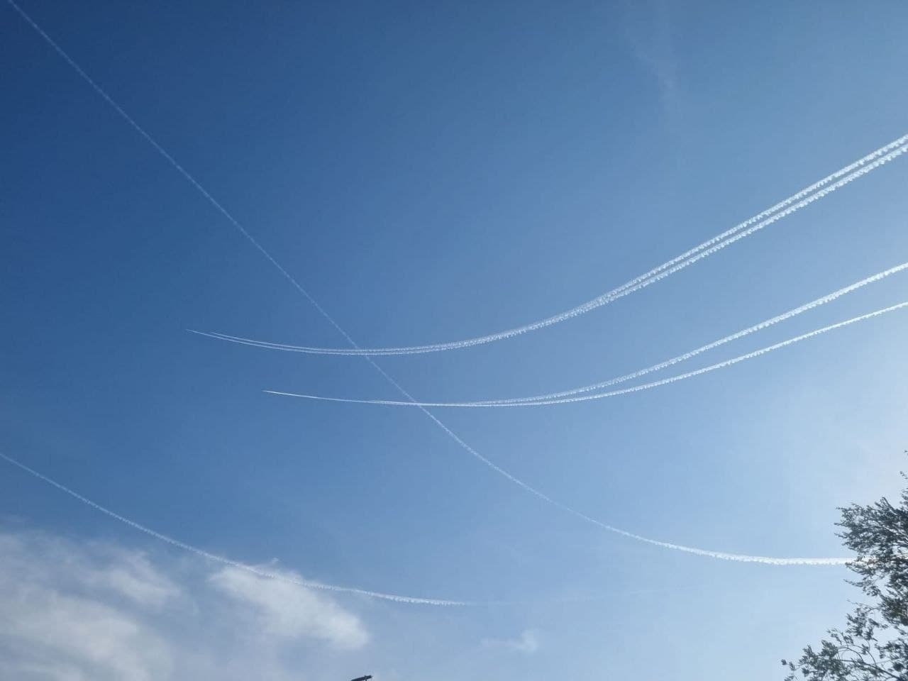 سربٌ من 8 مقاتلات تابعة للاحتلال الإسرائيلي يخترق الأجواء السورية