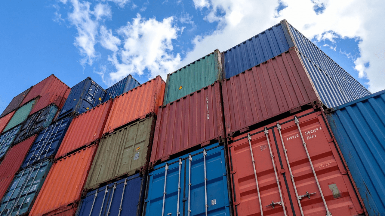 صادرات صناعة عمّان ترتفع بنسبة 16.1% خلال 11 شهرا