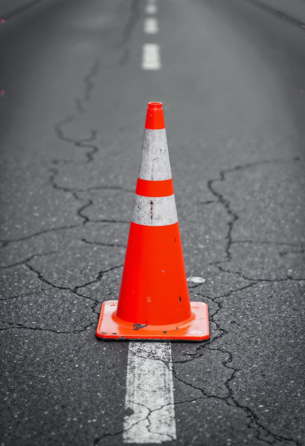 تحويلات مرورية على طريق السلط–السرو ابتداءً من الخميس