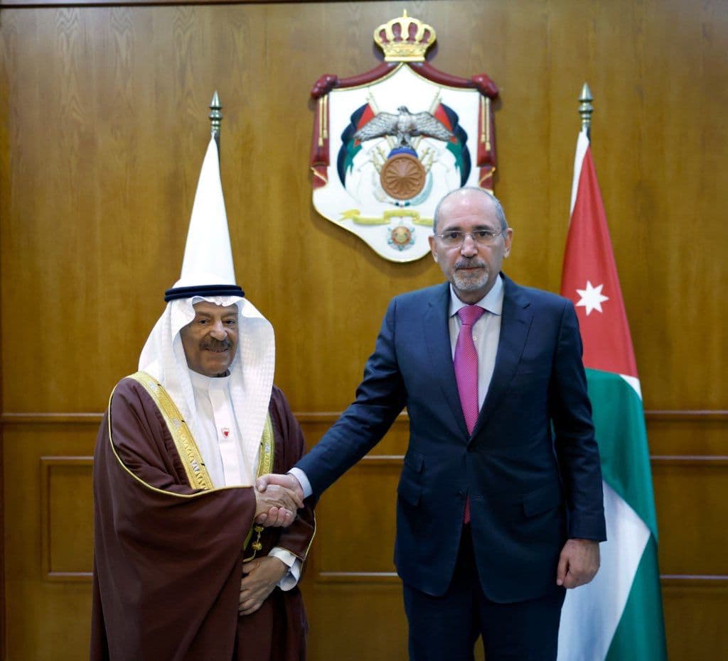 الصفدي ورئيس مجلس الشورى البحريني يبحثان العلاقات الثنائية والتطورات الإقليمية