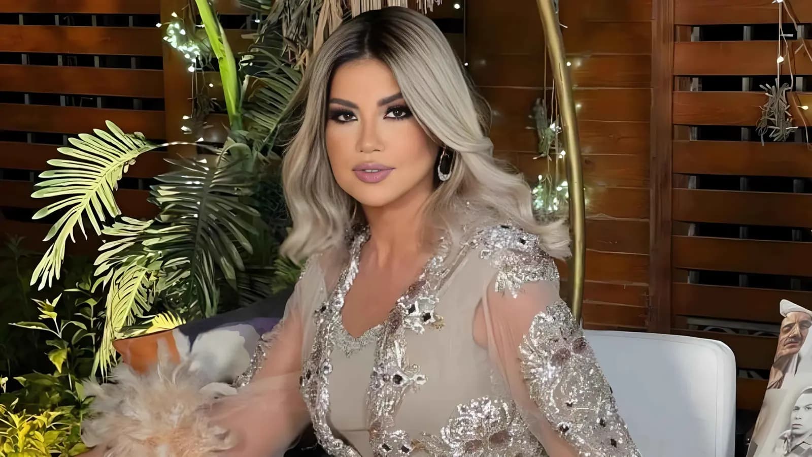 تصاعد أزمة بوسي شلبي مع نجلي محمود عبد العزيز