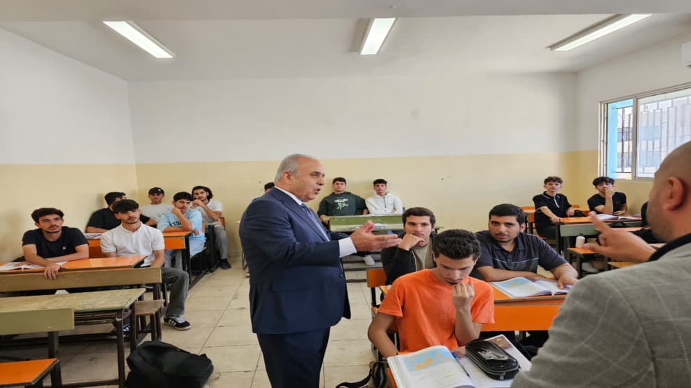 وزير التربية يؤكد حرص الوزارة على تطبيق تشريعات الدوام المدرسي