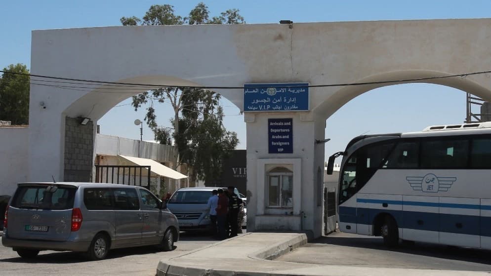 تعديل ساعات العمل على جسر الملك الحسين الثلاثاء
