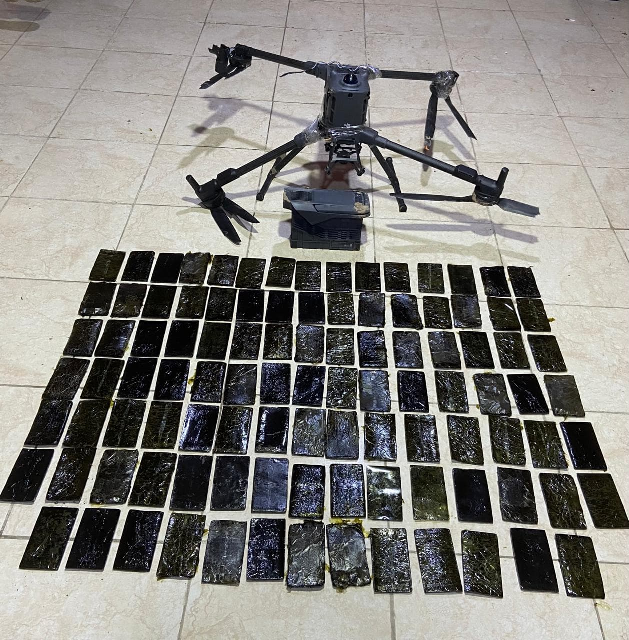 الجيش يحبط محاولة تهريب مواد مخدرة بواسطة طائرة مسيرة