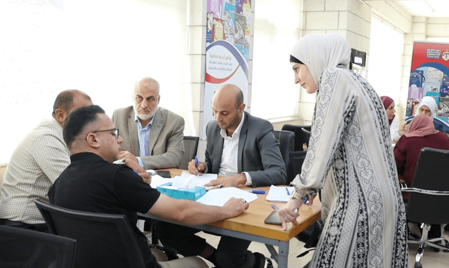 المركز الوطني لتطوير المناهج يطلق برنامجا تدريبا تخصصيا لمشرفي ومشرفات مبحث "رياضيات الأعمال"