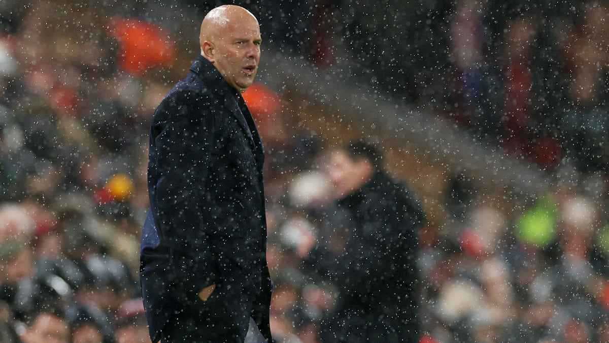 بعد الهزيمة السادسة.. هل قرر ليفربول إقالة آرني سلوت؟