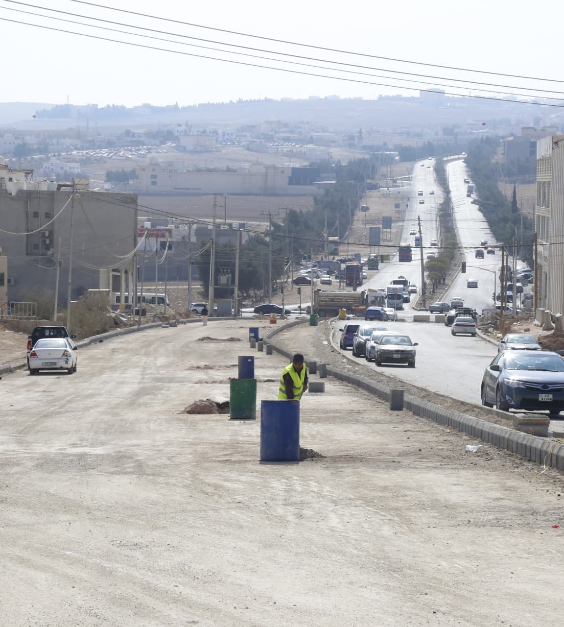 أبو السمن يتفقد مشاريع طرق بقيمة 16 مليون دينار