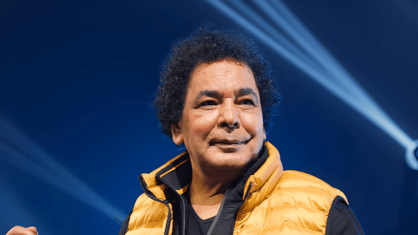 محمد منير يتصدر بوستر فيلم "ضي – سيرة أهل الضي" تمهيدًا لطرحه قريبًا