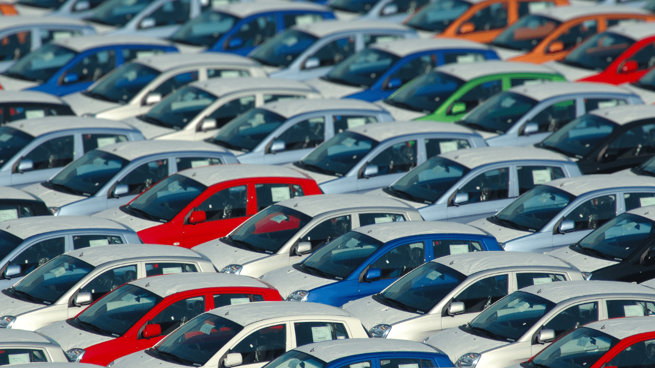 الجمارك لـ"الدار": 56 ألف مركبة أنجز تخليصها وفتح 1369 بيانًا جمركيًا السبت