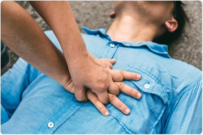 توقف قلبه نصف ساعة.. نجاة شاب مصري من الموت بأعجوبة