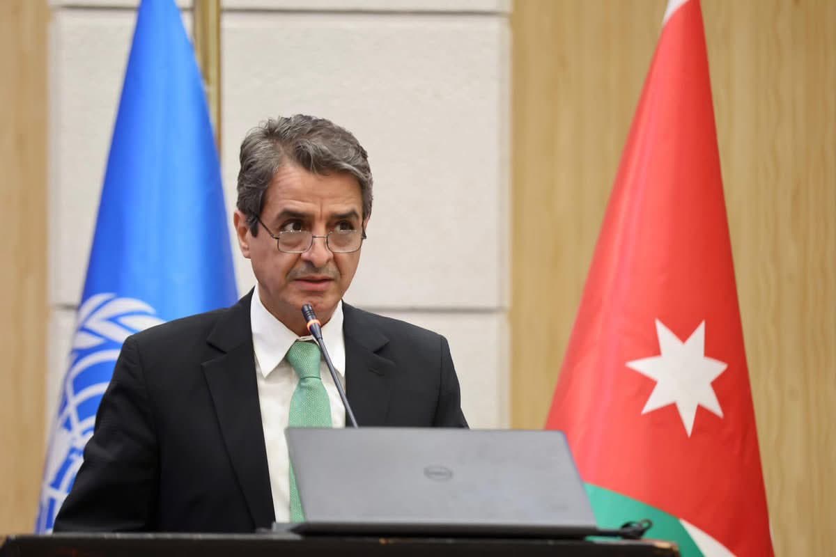 وزير الشباب يوجه بفتح المراكز الشبابية لإيواء المتضررين من المنخفض الجوي