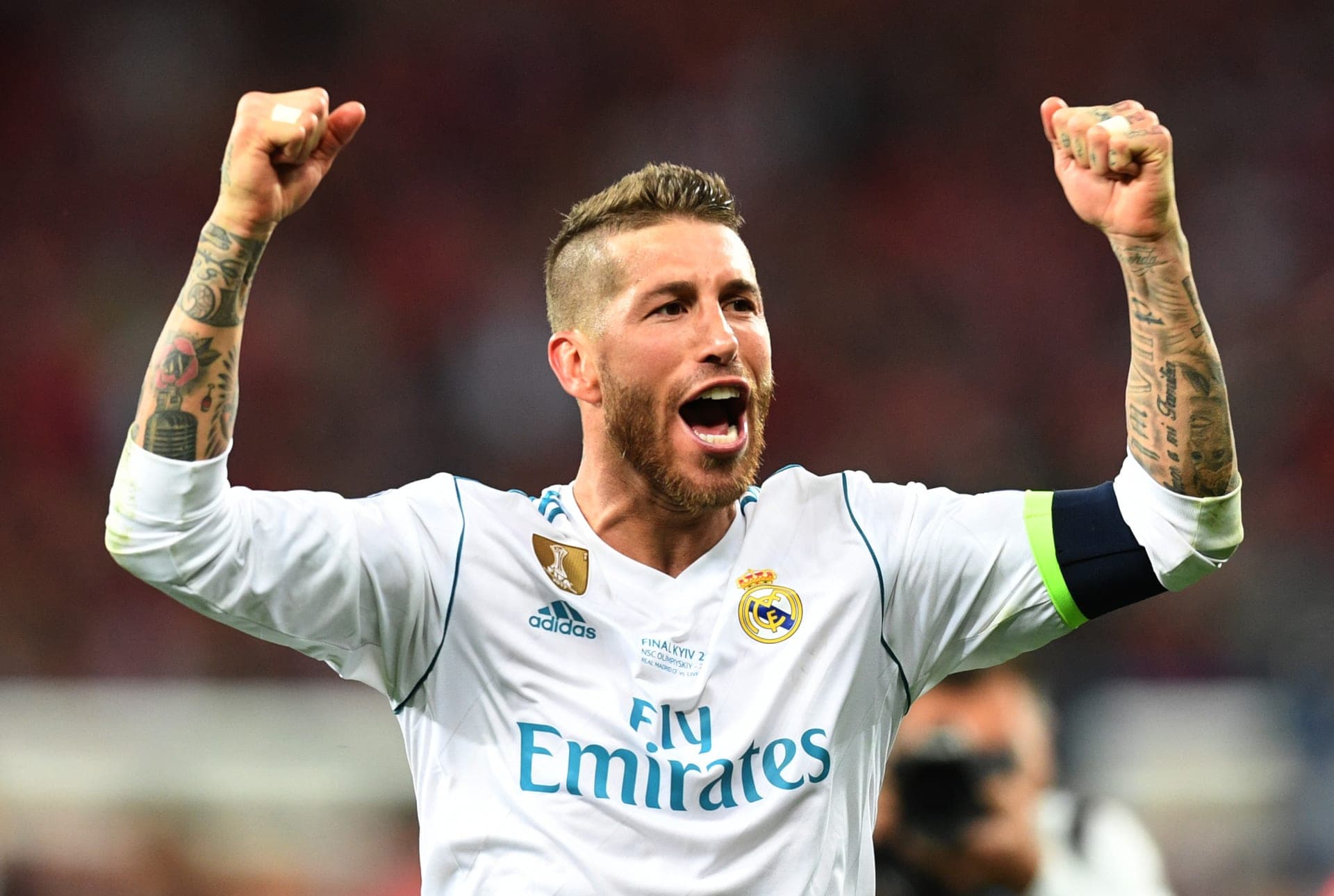 أسطورة ريال مدريد يكشف طريقة رحيله الحزينة عبر "أغنية"